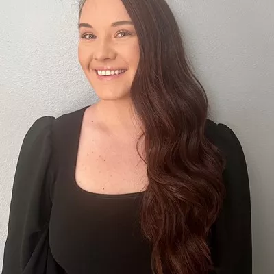 Aleksandra Pszczolka  Logo