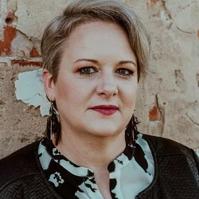 Alivia Roberts Real Estate @Keller Williams Realty Logo