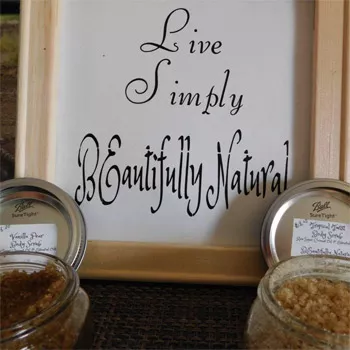 BEautifully Natural Logo