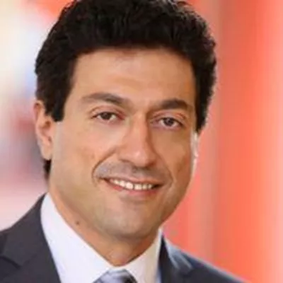 Law Office of Robert Hakim Logo