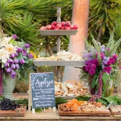 Personal Touch Dining Logo