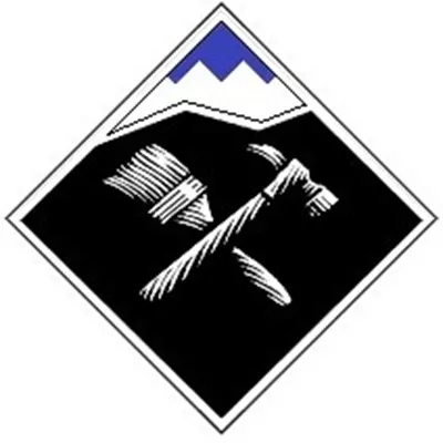 Pinnacle Painting and Maintenance Logo